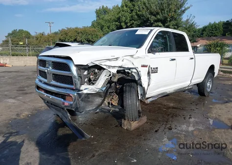 2016 Ram 2500 Slt z USA, uszkodzony, nr VIN 3C6TR5JT8GG229757